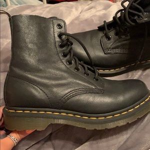 Basic black dr martins!